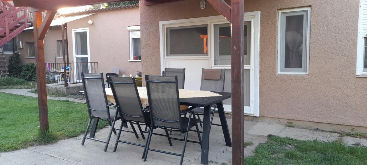 Lelle Lelke Apartmanház Apartman Balatonlelle Kültér fotó